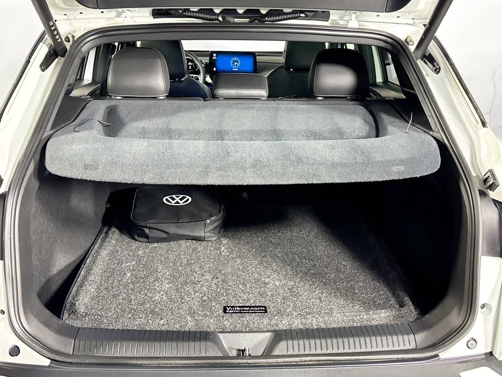 Certified 2023 Volkswagen ID.4 Pro S Plus AWD/4WD image 23