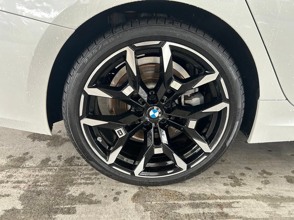 Used 2026 BMW 330i xDrive Sedan AWD/4WD image 21