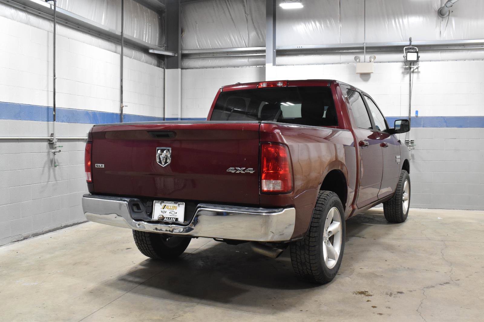 Used 2021 RAM 1500 Classic SLT AWD/4WD image 21