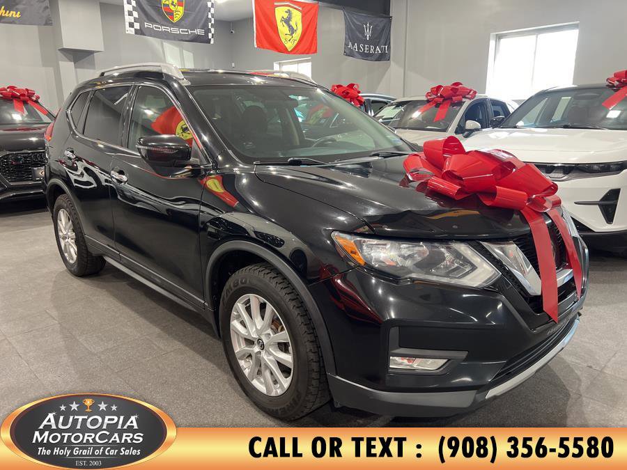 Used 2017 Nissan Rogue SV image 8