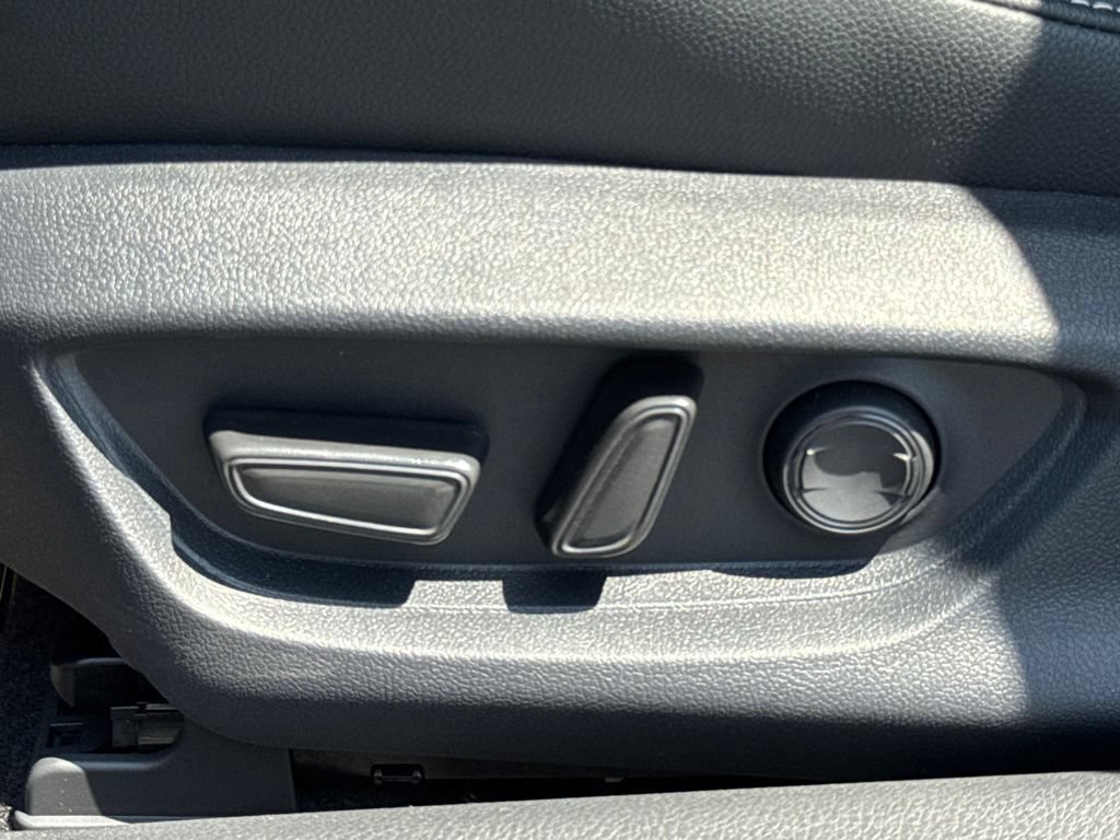 New 2026 Toyota Camry SE FWD image 22