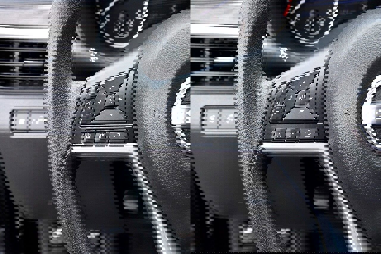 Used 2025 Nissan Altima 2.5 SV image 20