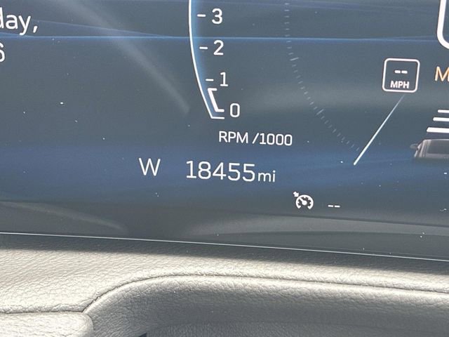 Certified 2025 Cadillac XT4 Premium Luxury AWD/4WD image 34
