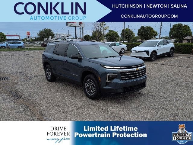 Used 2025 Chevrolet Traverse LT