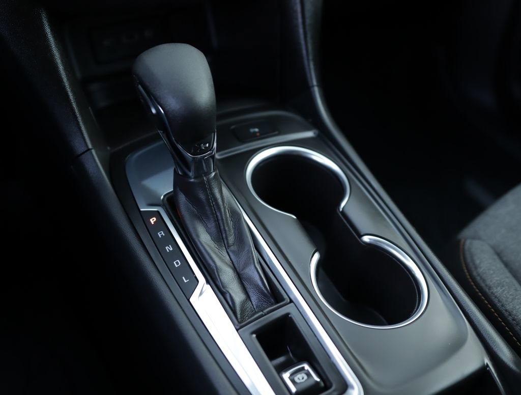 Used 2024 Chevrolet Equinox LT w/ LPO, Floor Liner Package image 17