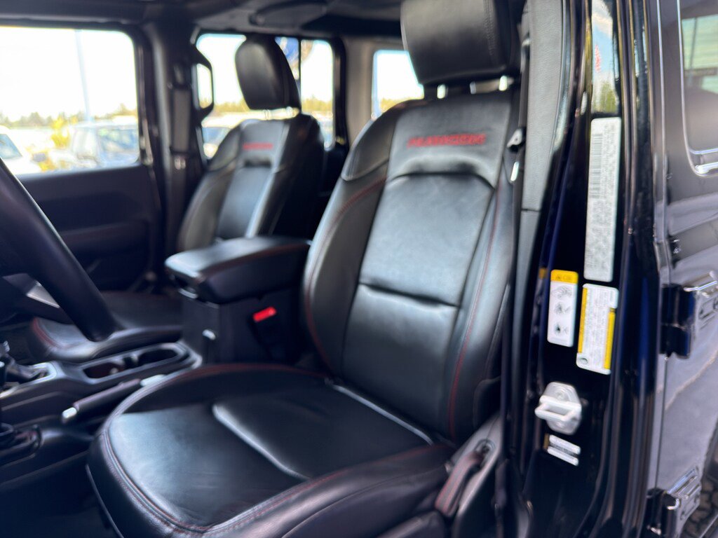 Used 2018 Jeep Wrangler Unlimited Rubicon AWD/4WD image 24