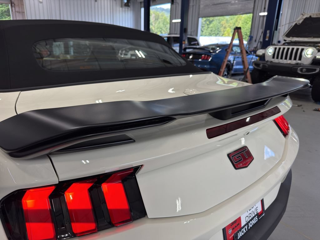 Used 2025 Ford Mustang GT Premium w/ 60th Anniversary Package RWD image 39