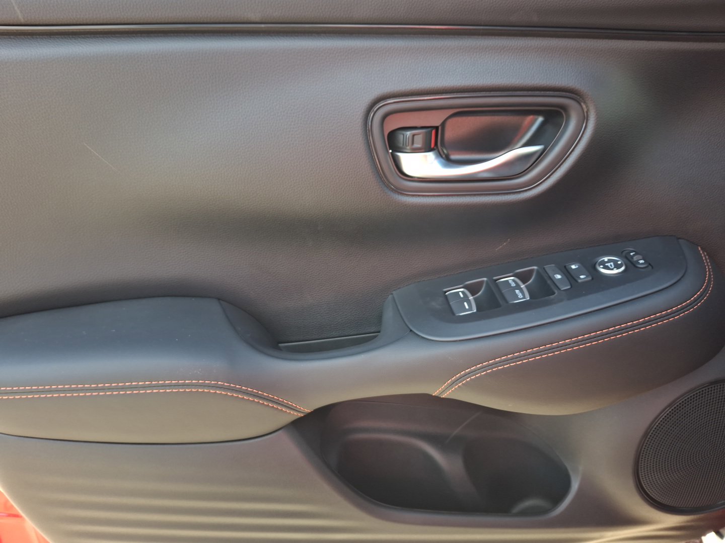 New 2026 Honda HR-V Sport image 8