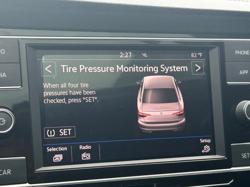 Used 2019 Volkswagen Jetta SE image 17