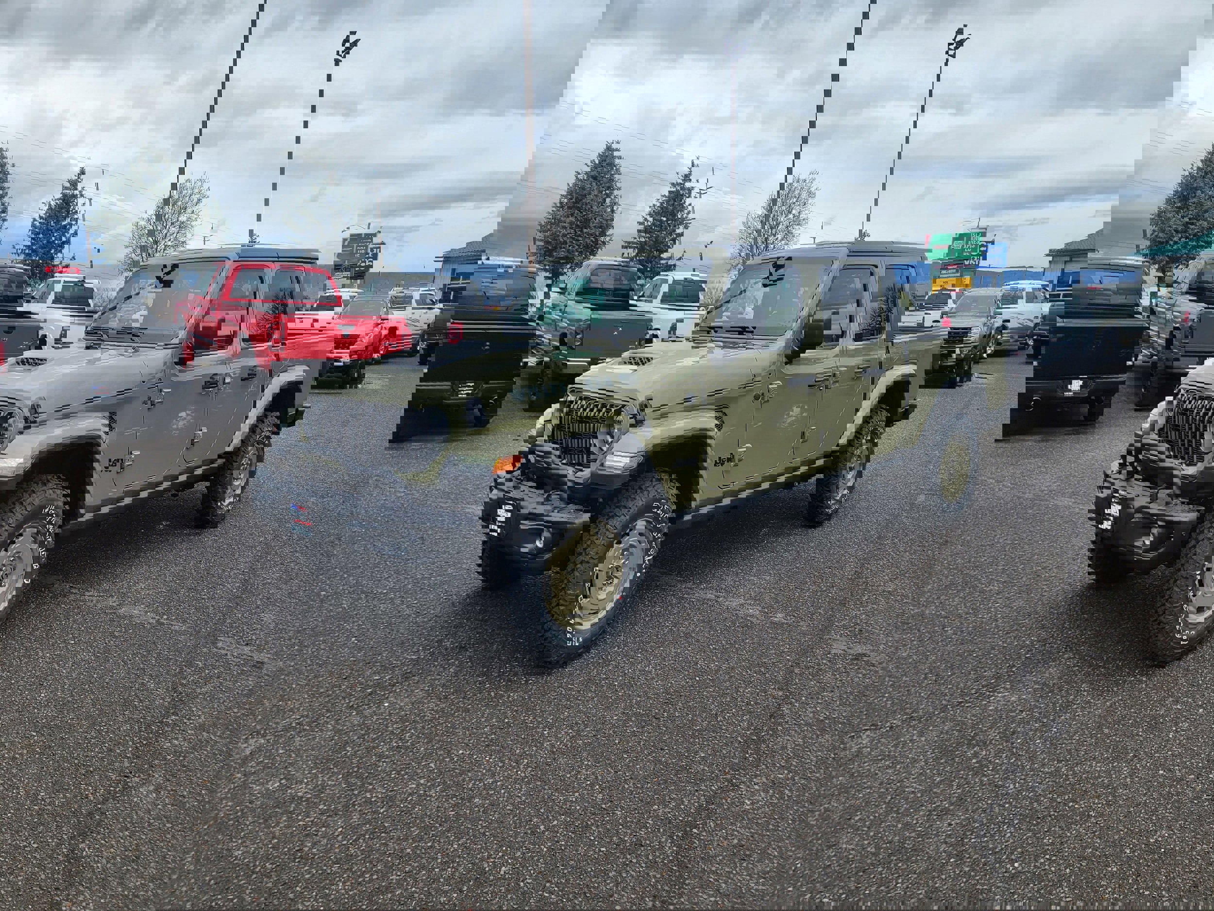 New 2026 Jeep Gladiator Sport image 13