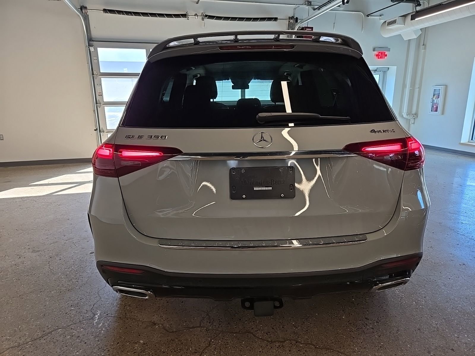 Certified 2025 Mercedes-Benz GLE 350 4MATIC image 4