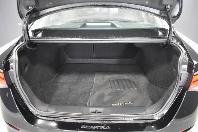 Certified 2023 Nissan Sentra SR image 30