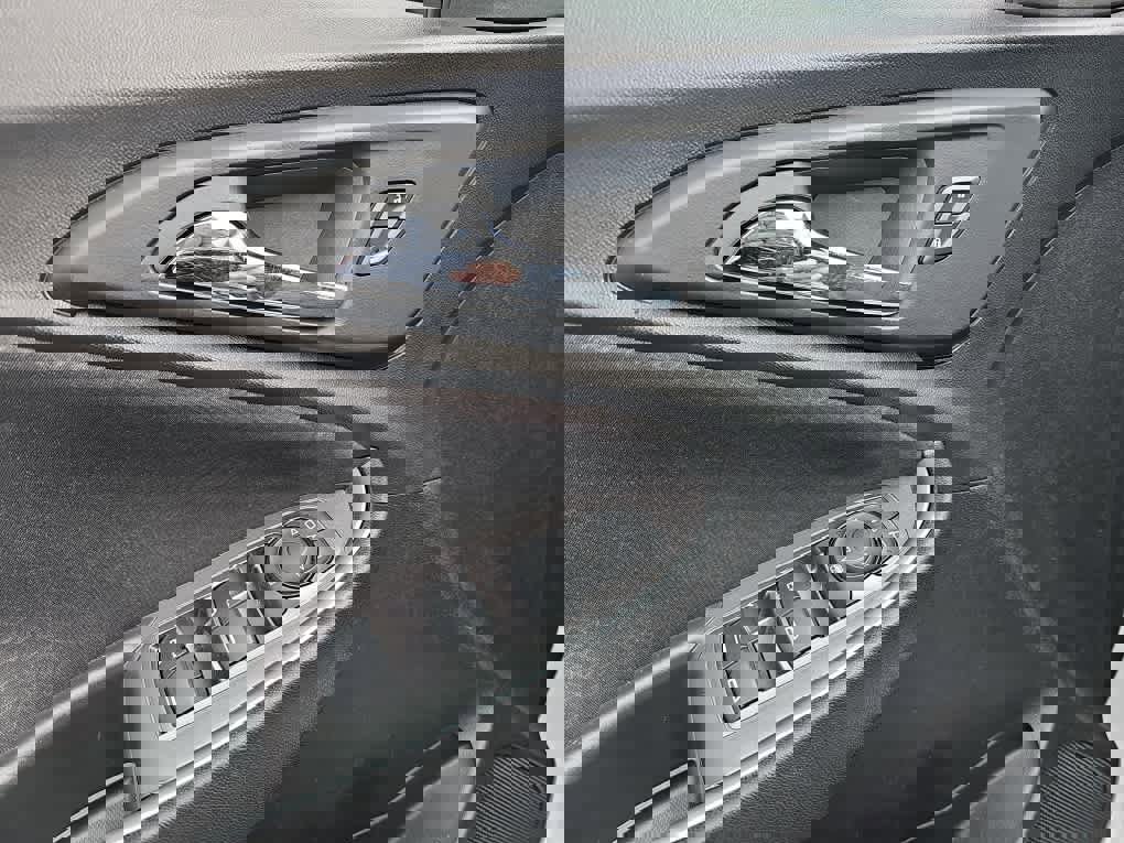 Used 2024 Chevrolet Malibu LT image 16