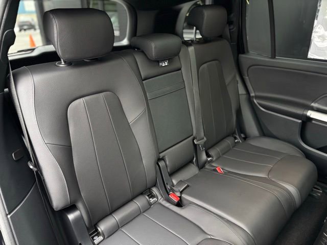 Used 2025 Mercedes-Benz GLB 250 GLB 250 image 48