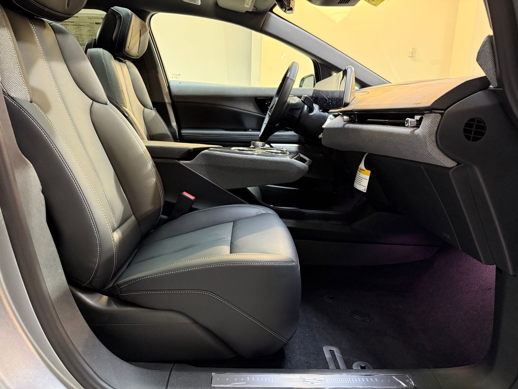 New 2026 Cadillac Optiq Sport 1 image 51