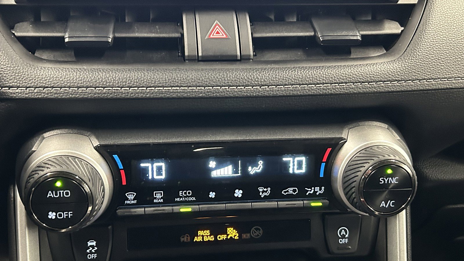 Used 2024 Toyota RAV4 XLE image 30