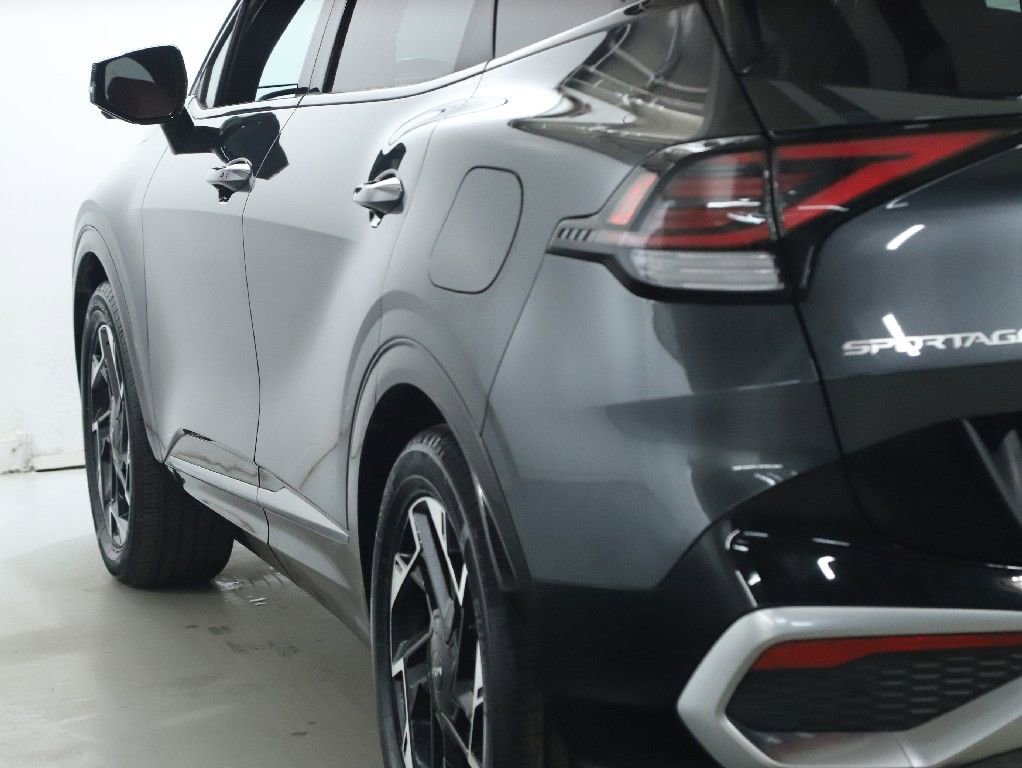 Used 2023 Kia Sportage SX image 45
