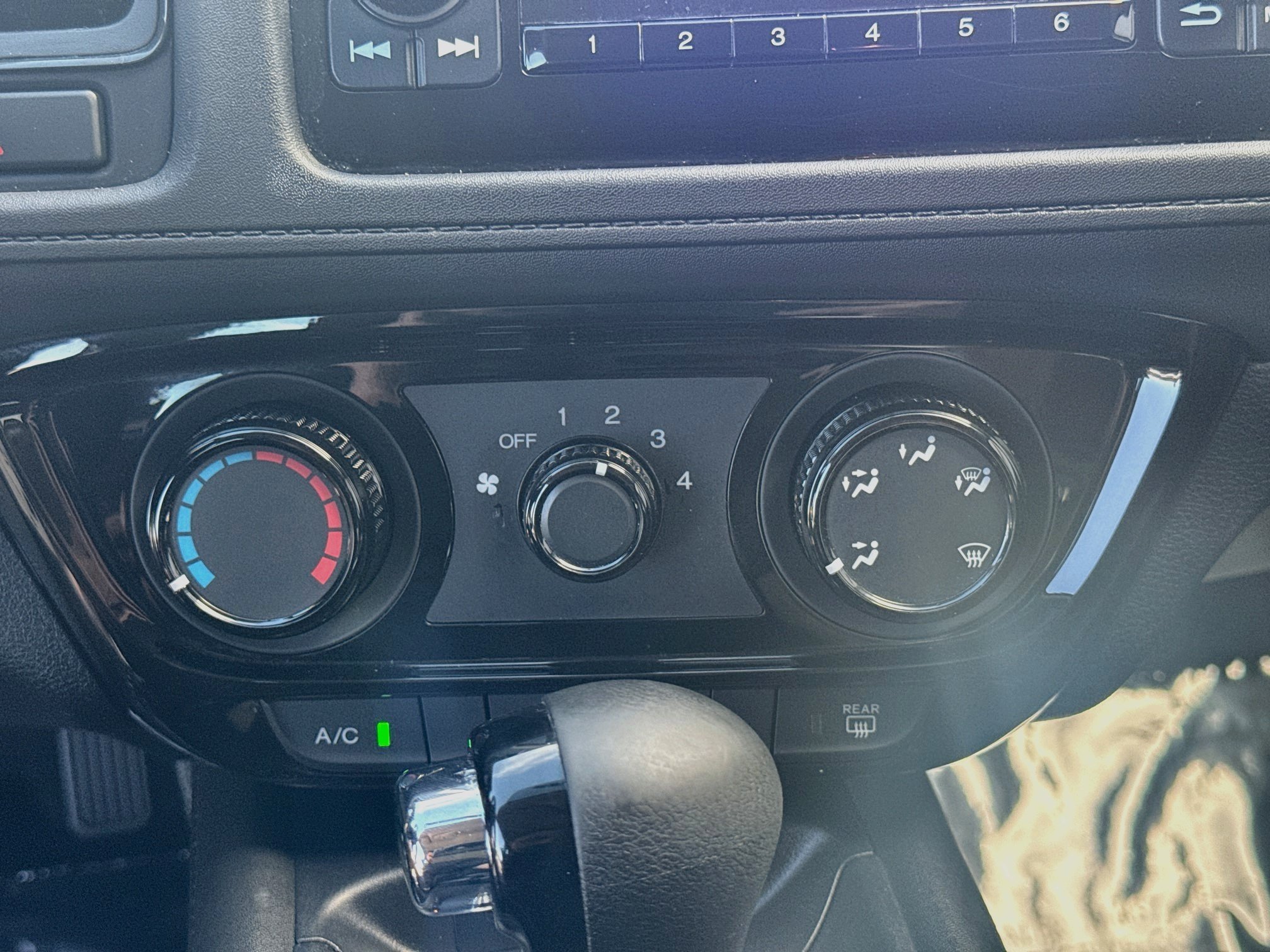 Used 2022 Honda HR-V LX image 14