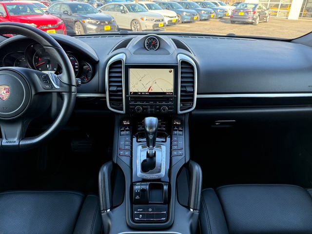 Used 2014 Porsche Cayenne w/ Basic Package image 26
