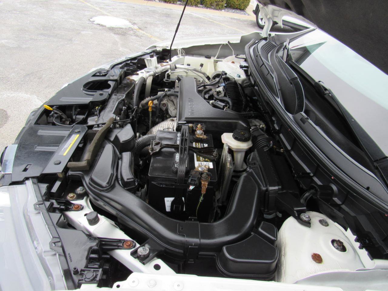 Used 2018 Nissan Rogue SV image 34