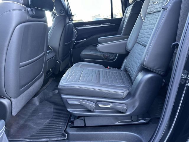 Certified 2025 Cadillac Escalade ESV Premium Luxury Platinum w/ LPO, Floor Liner Package image 28