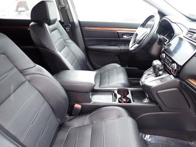Used 2018 Honda CR-V Touring image 3