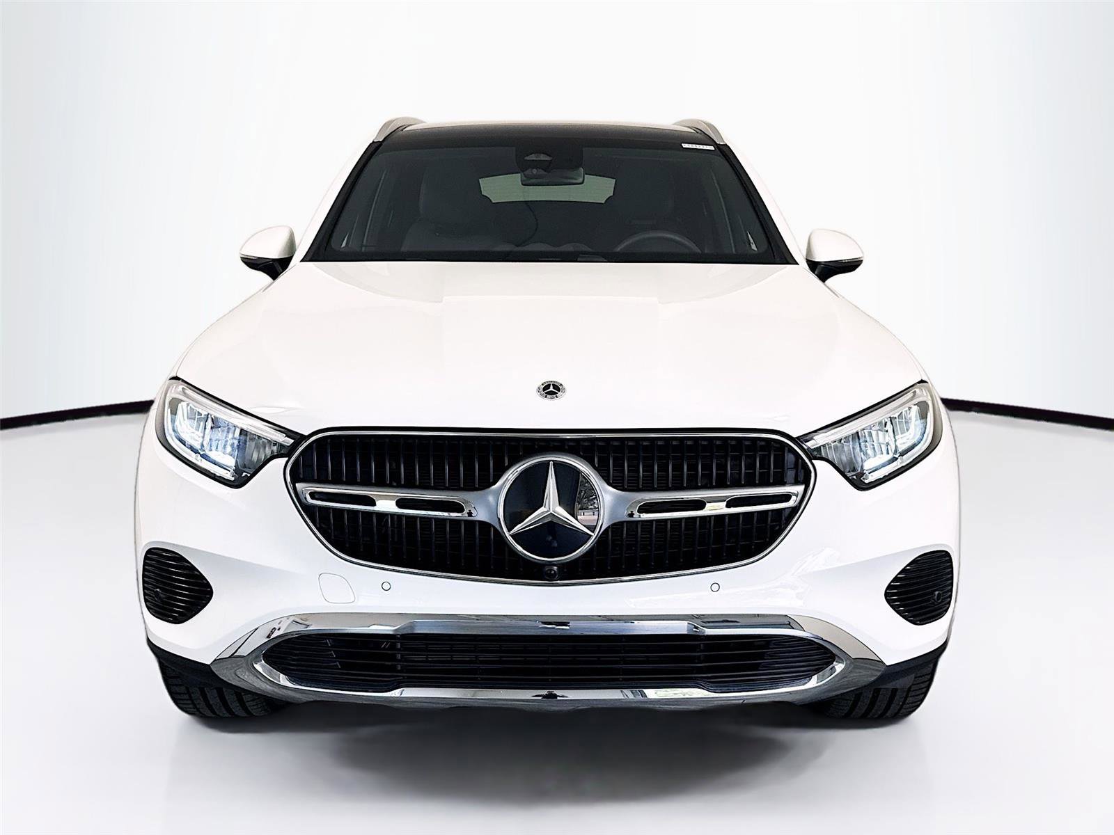 Used 2026 Mercedes-Benz GLC 300 4MATIC image 23