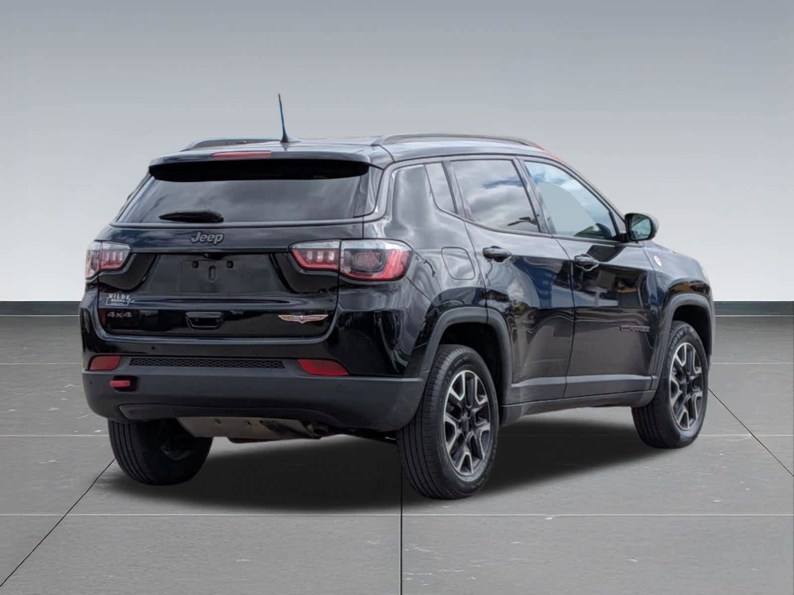Used 2021 Jeep Compass Trailhawk AWD/4WD image 6