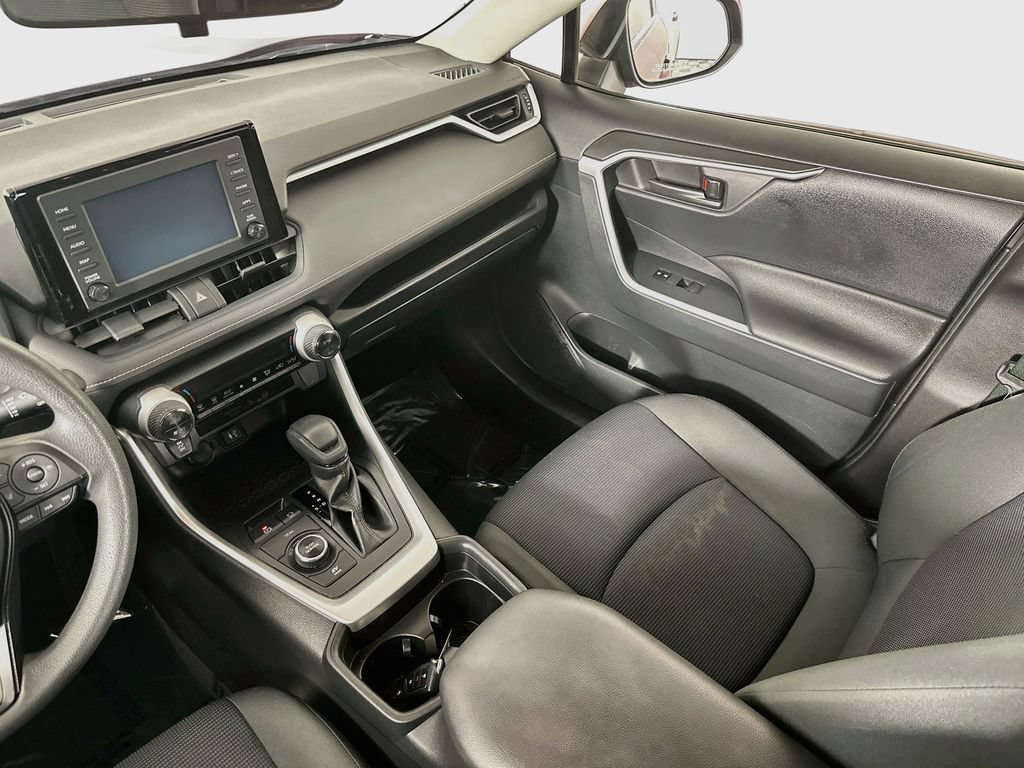 Used 2019 Toyota RAV4 LE w/ All Weather Liner Package AWD/4WD image 29