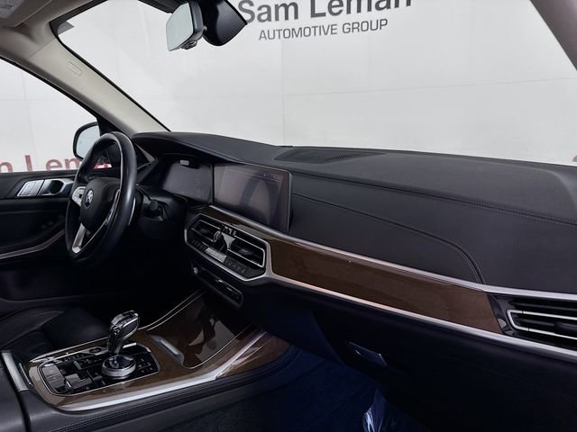 Used 2020 BMW X7 xDrive40i w/ Executive Package image 32