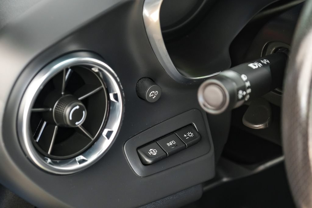 Used 2023 Chevrolet Camaro SS RWD image 30