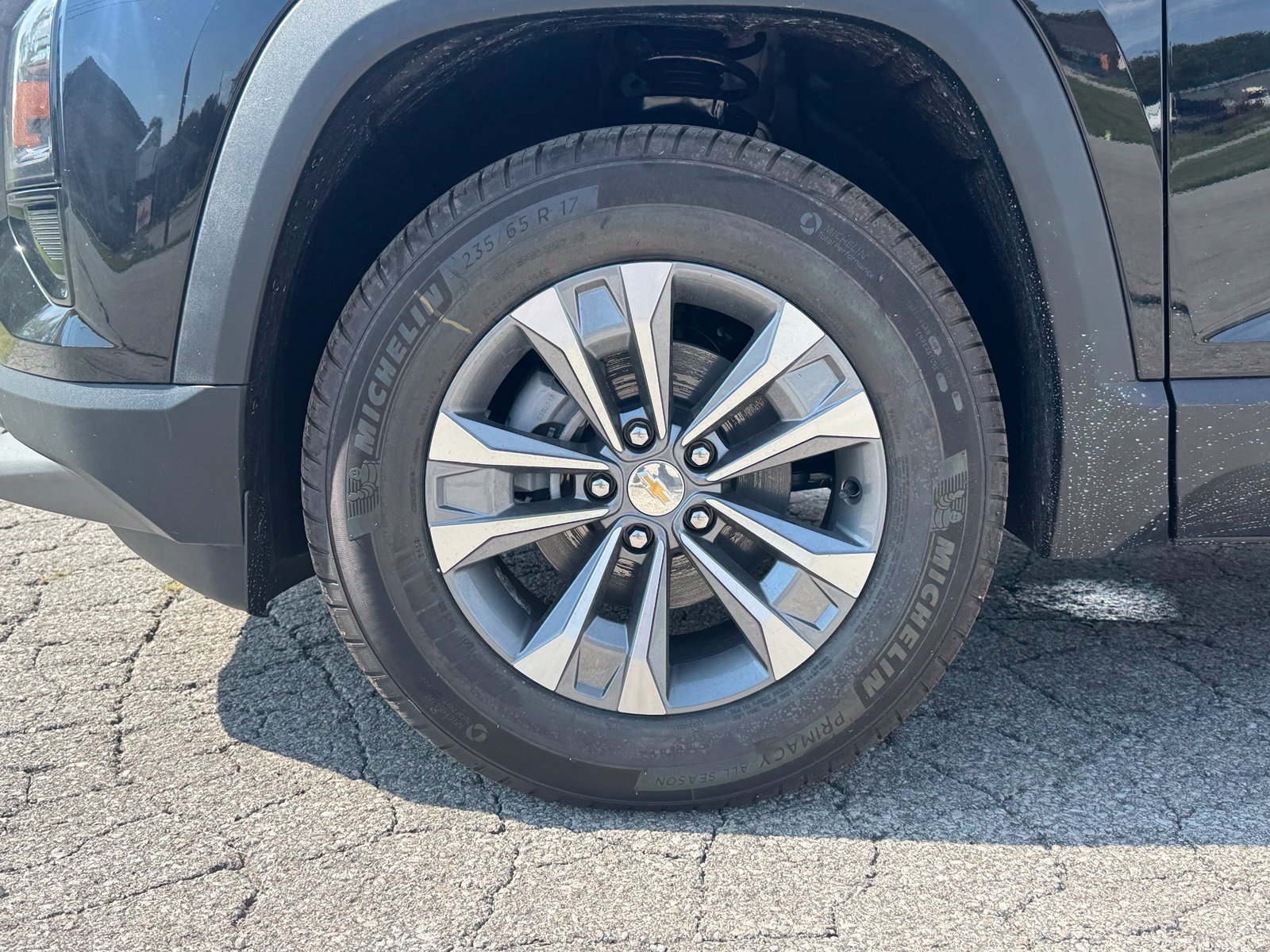 New 2027 Chevrolet Equinox LT AWD/4WD image 10