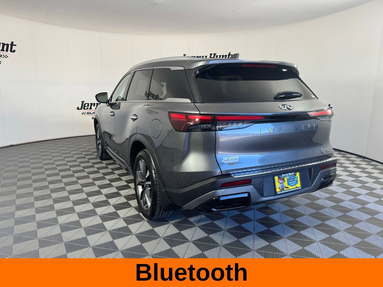 Used 2023 INFINITI QX60 Luxe w/ Performance Audio Package image 9