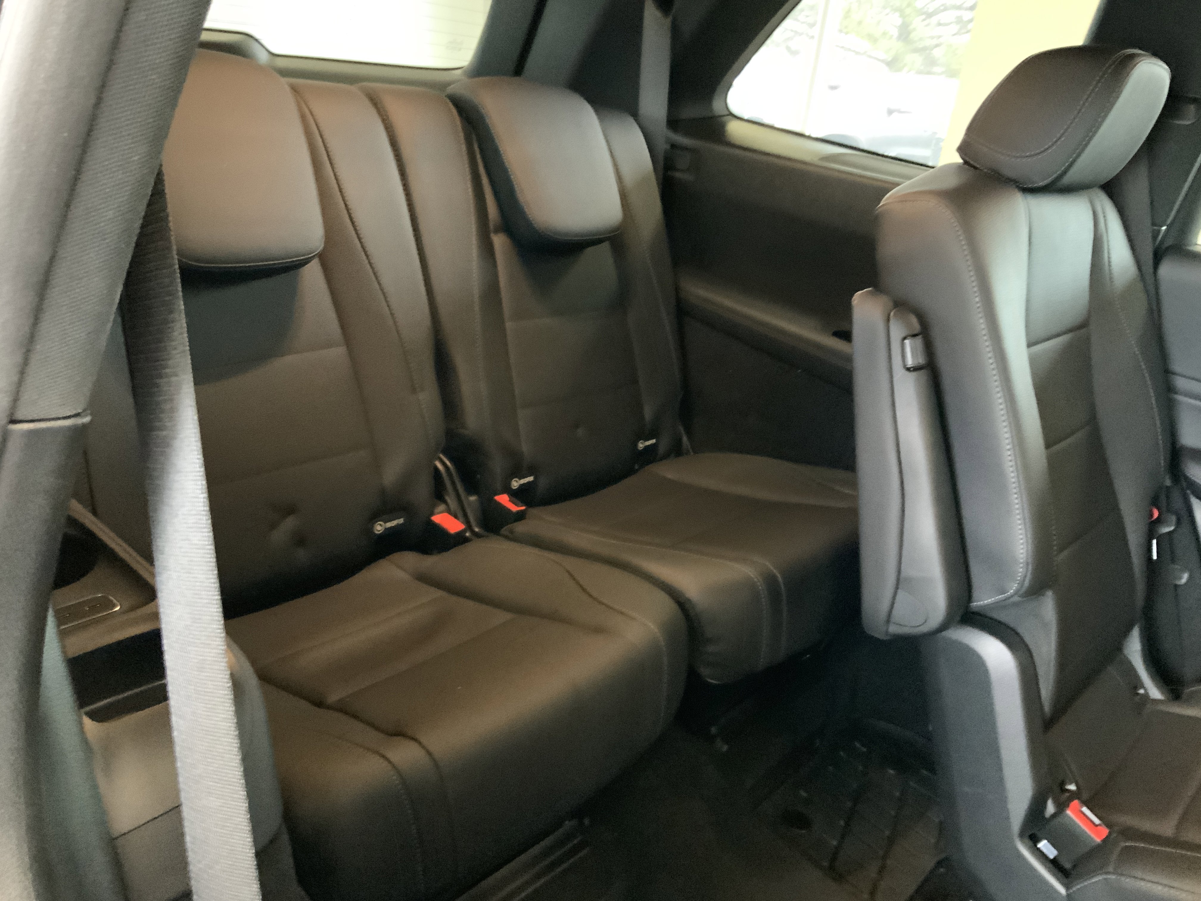 Used 2022 Mercedes-Benz GLS 450 4MATIC image 43