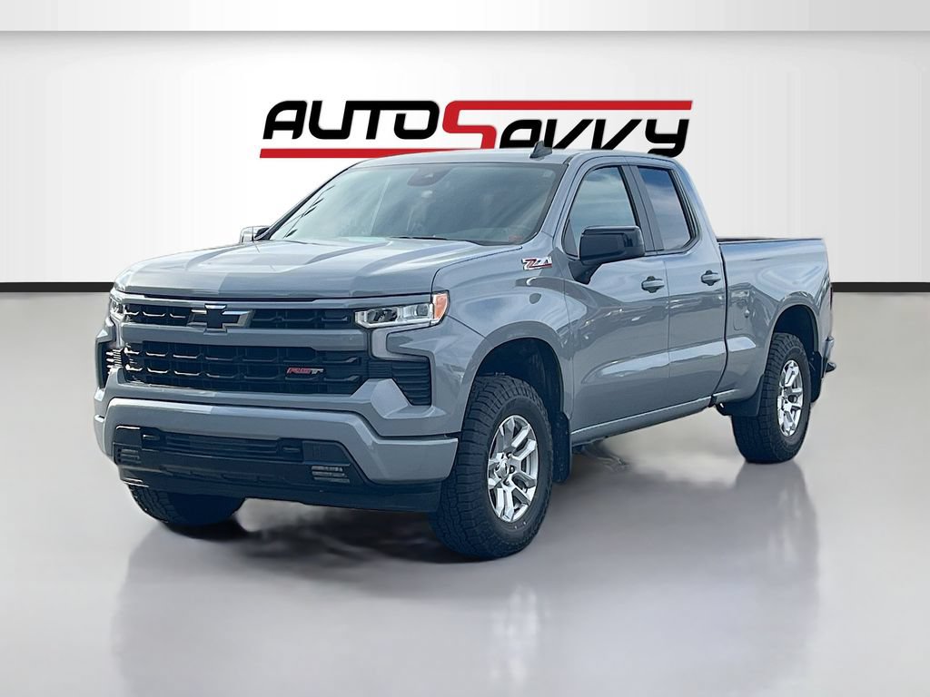 Used 2025 Chevrolet Silverado 1500 RST AWD/4WD image 3