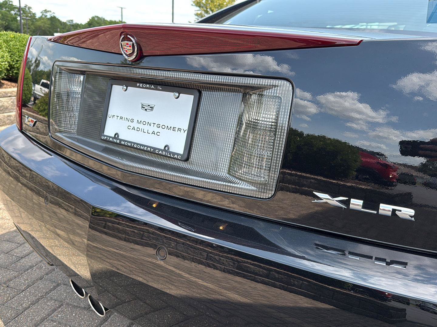Used 2006 Cadillac XLR RWD image 34