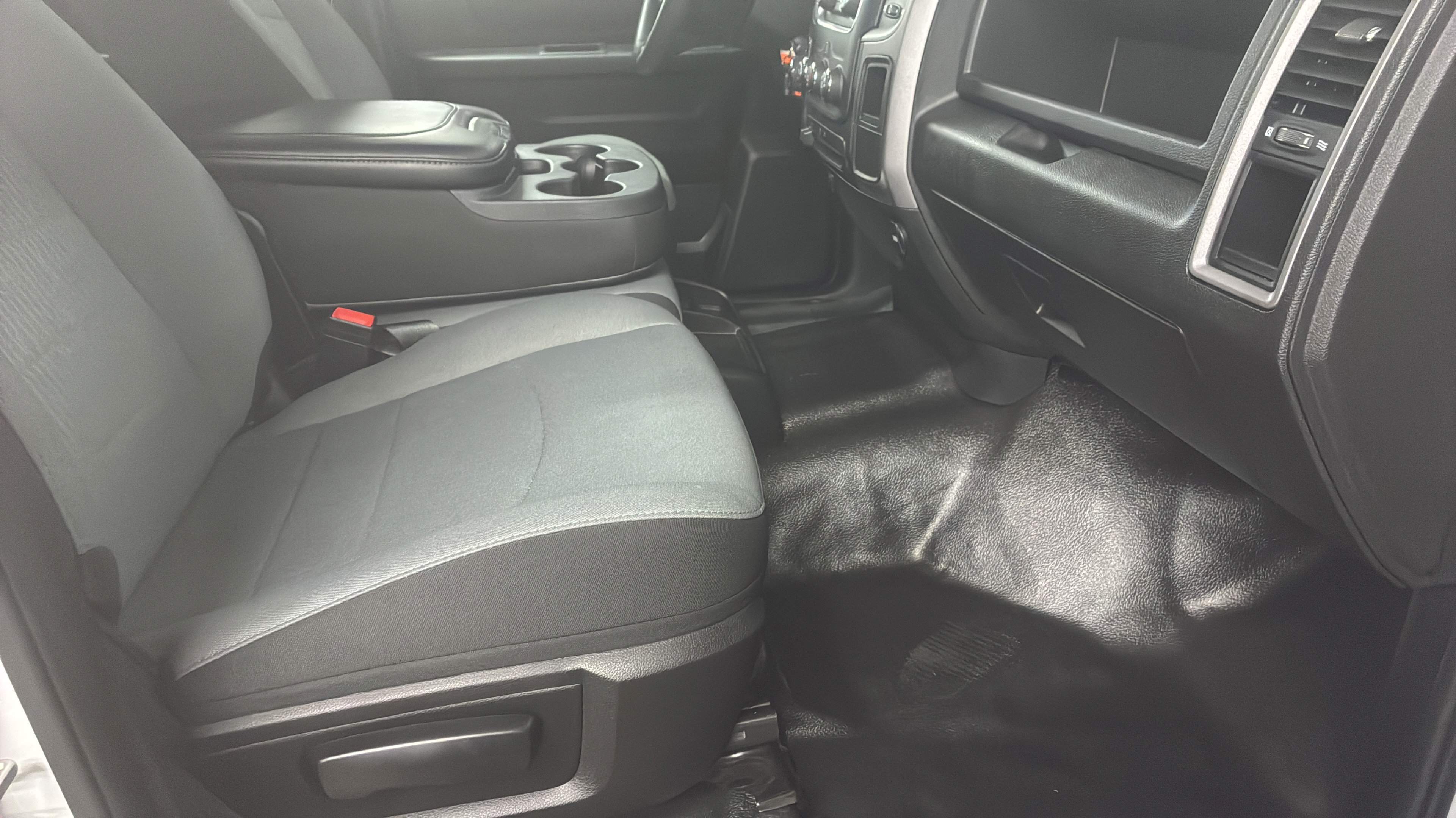 Used 2023 RAM 1500 Tradesman w/ Popular Equipment Group AWD/4WD image 28
