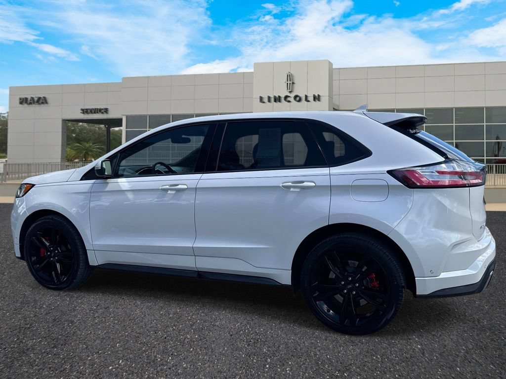 Used 2019 Ford Edge ST w/ Equipment Group 401A AWD/4WD image 11