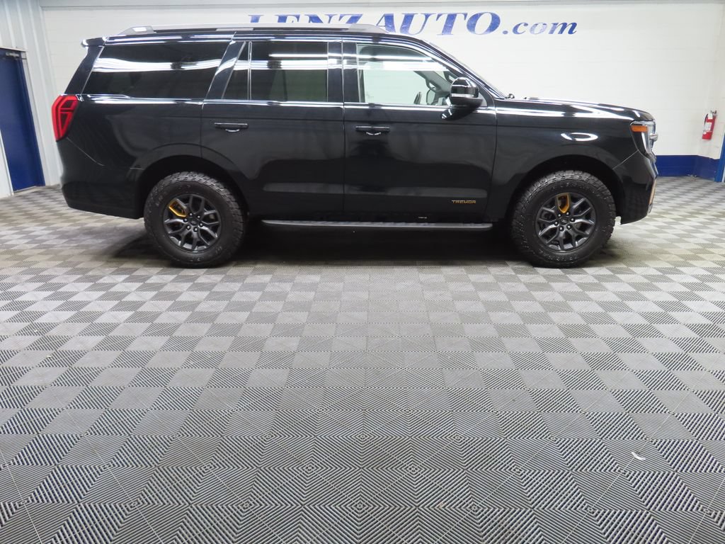 Used 2025 Ford Expedition Tremor AWD/4WD video 2