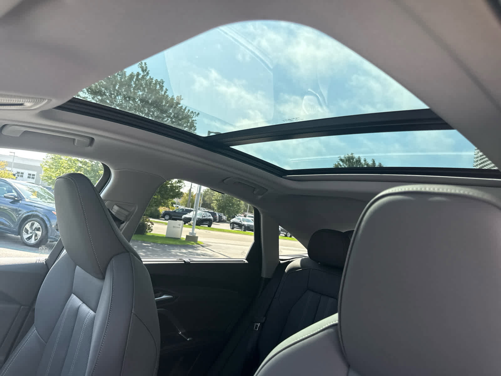 New 2025 Audi Q5 Premium Plus image 16