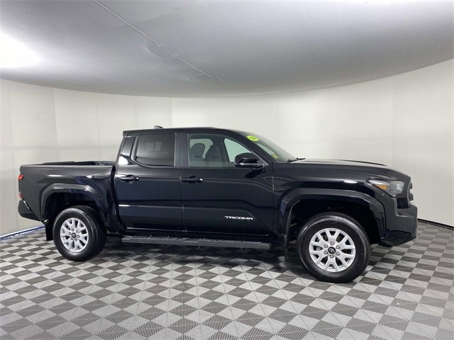 Used 2024 Toyota Tacoma SR5 image 10