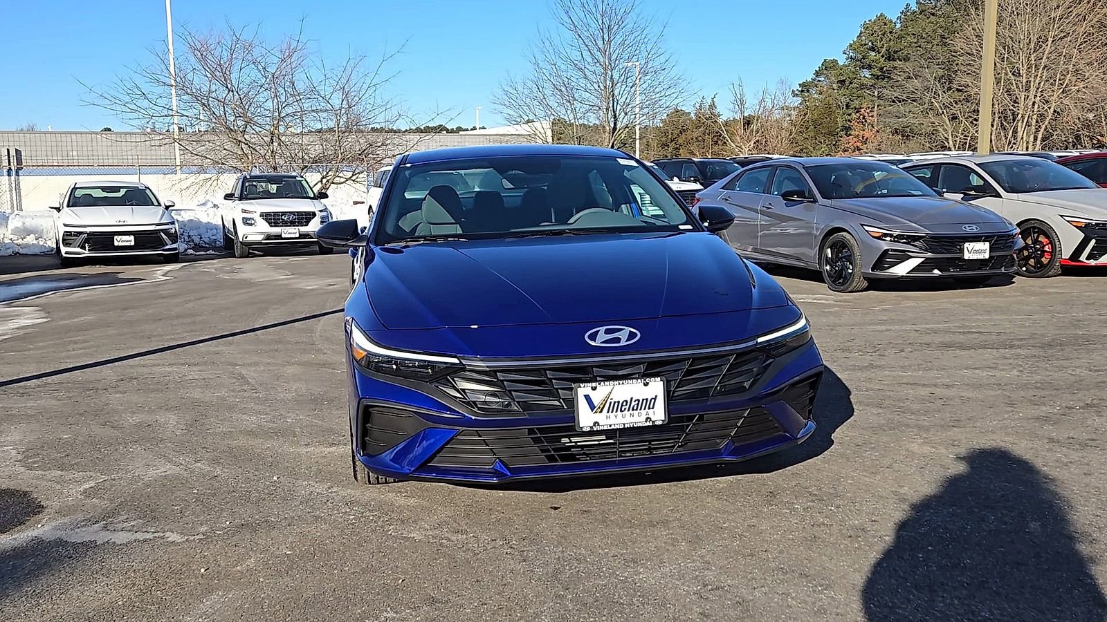 Used 2025 Hyundai Elantra Sport image 4