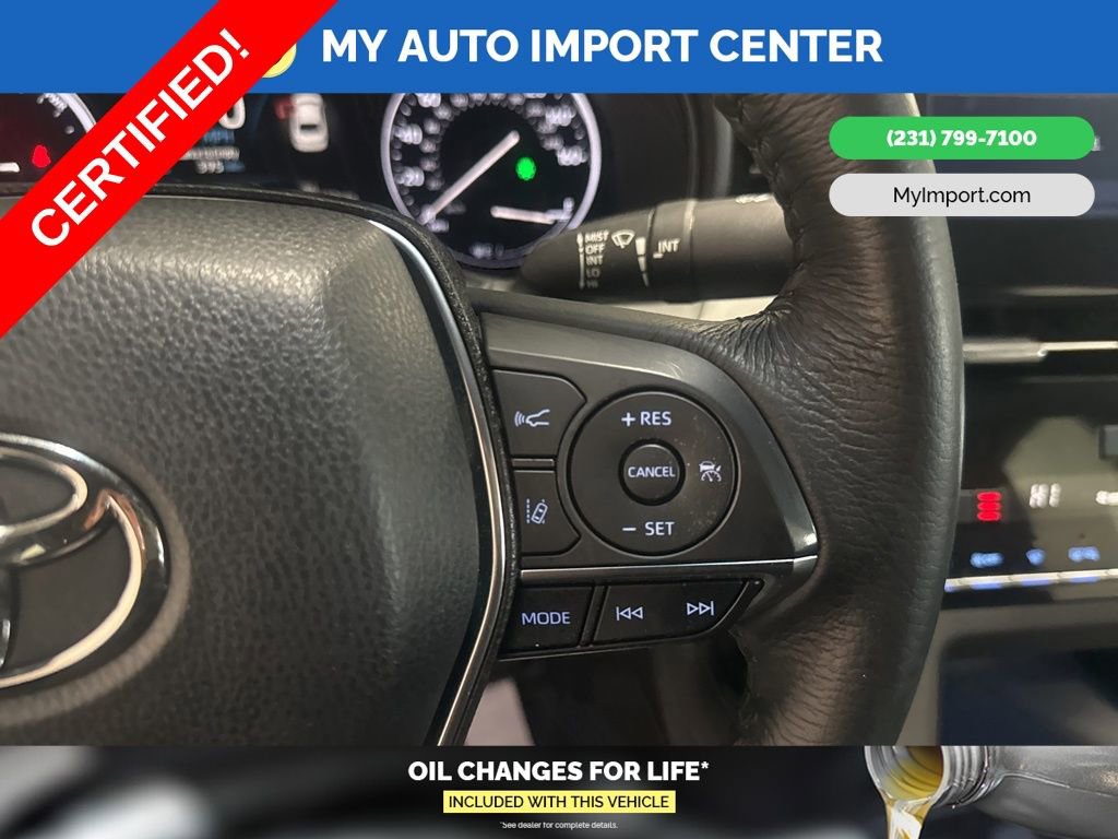 Certified 2021 Toyota Avalon XLE w/ Moonroof Package image 17
