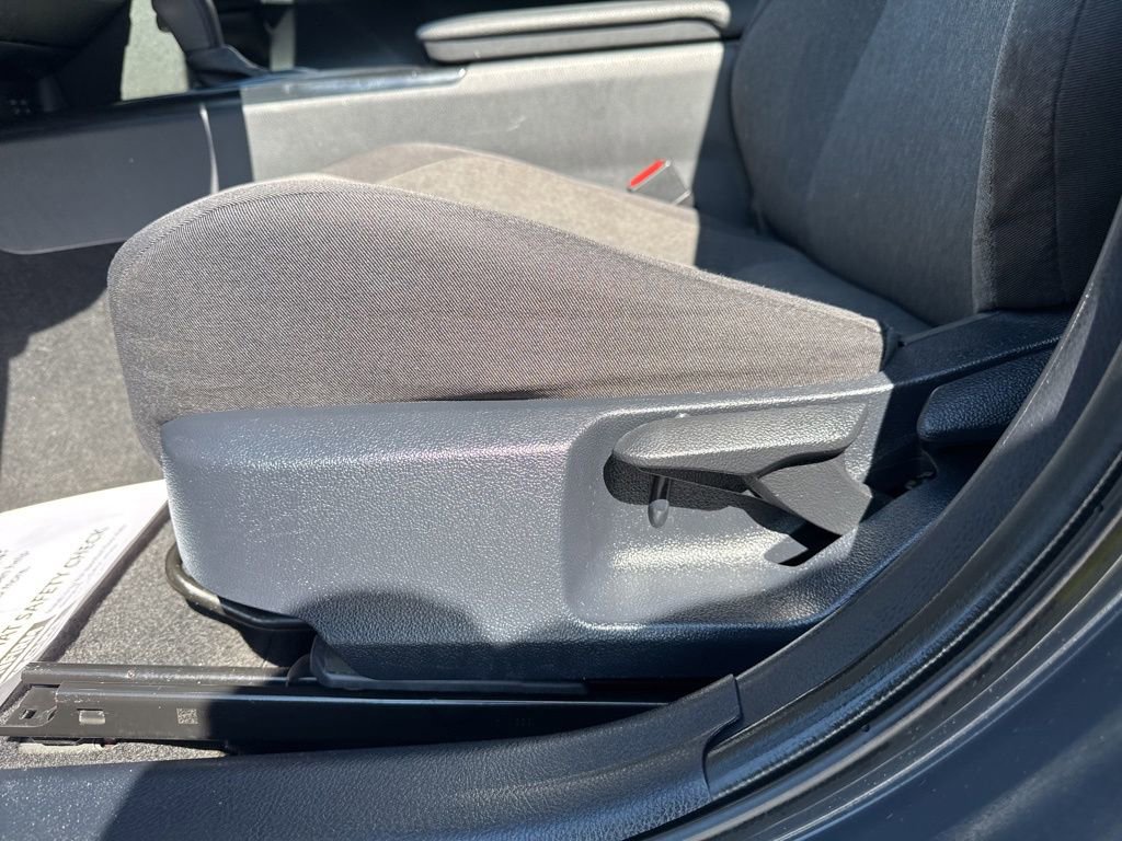 Used 2025 Toyota Camry LE FWD image 26