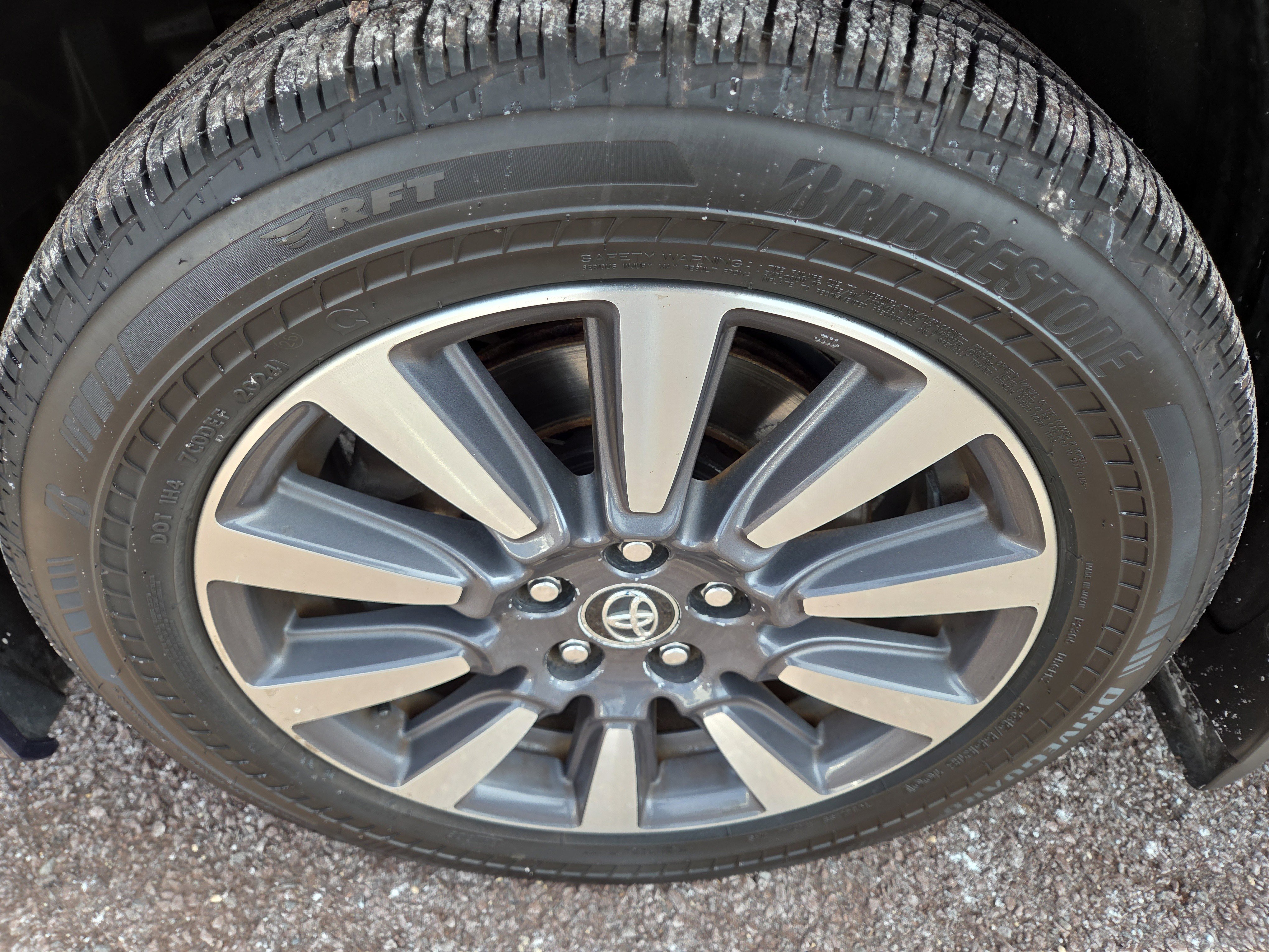 Certified 2019 Toyota Sienna XLE image 12