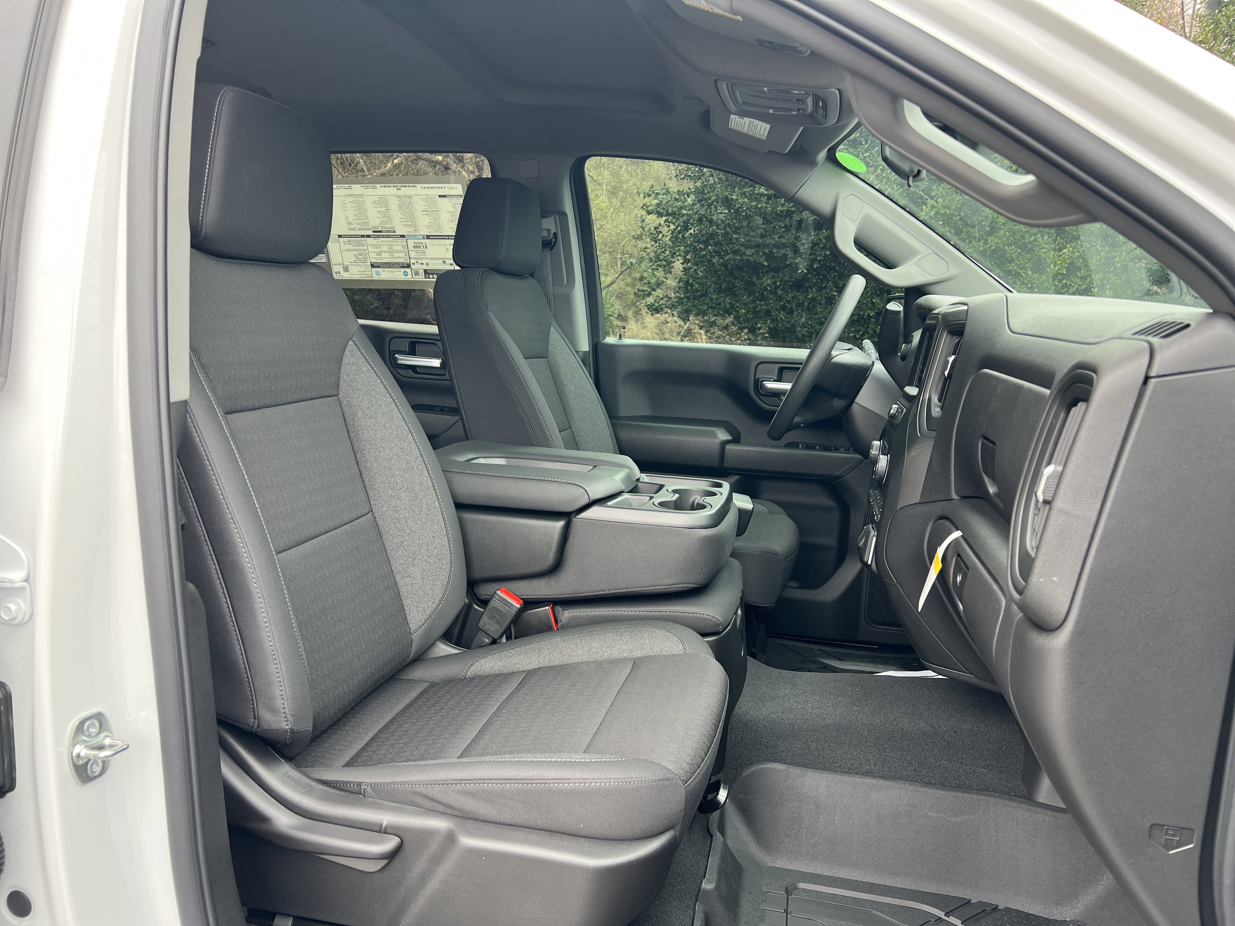 New 2026 Chevrolet Silverado 1500 Custom Trail Boss w/ LPO, Dark Essentials Package image 33