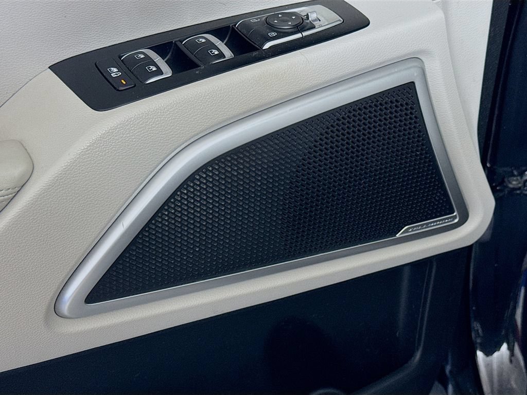 Used 2021 Kia Telluride S FWD image 18