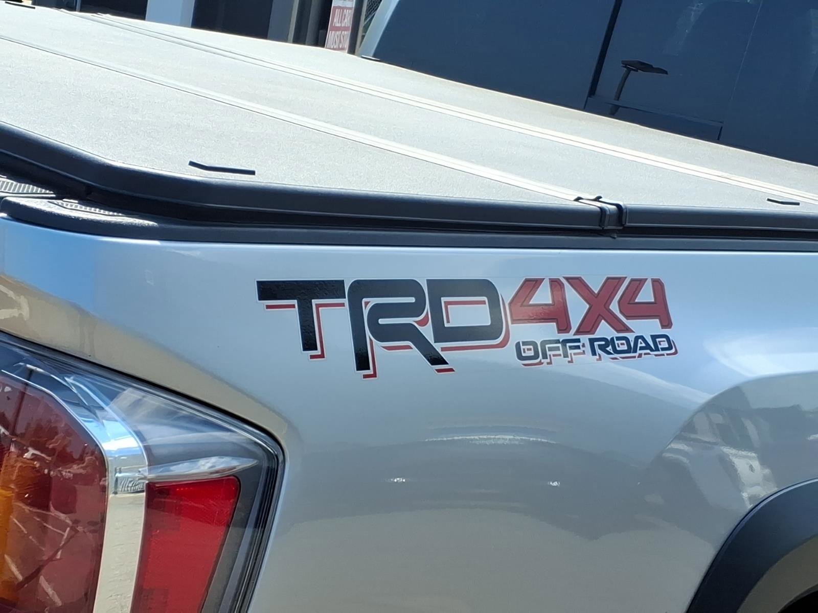Certified 2023 Toyota Tacoma TRD Off-Road w/ TRD Premium Off Road Package AWD/4WD image 7