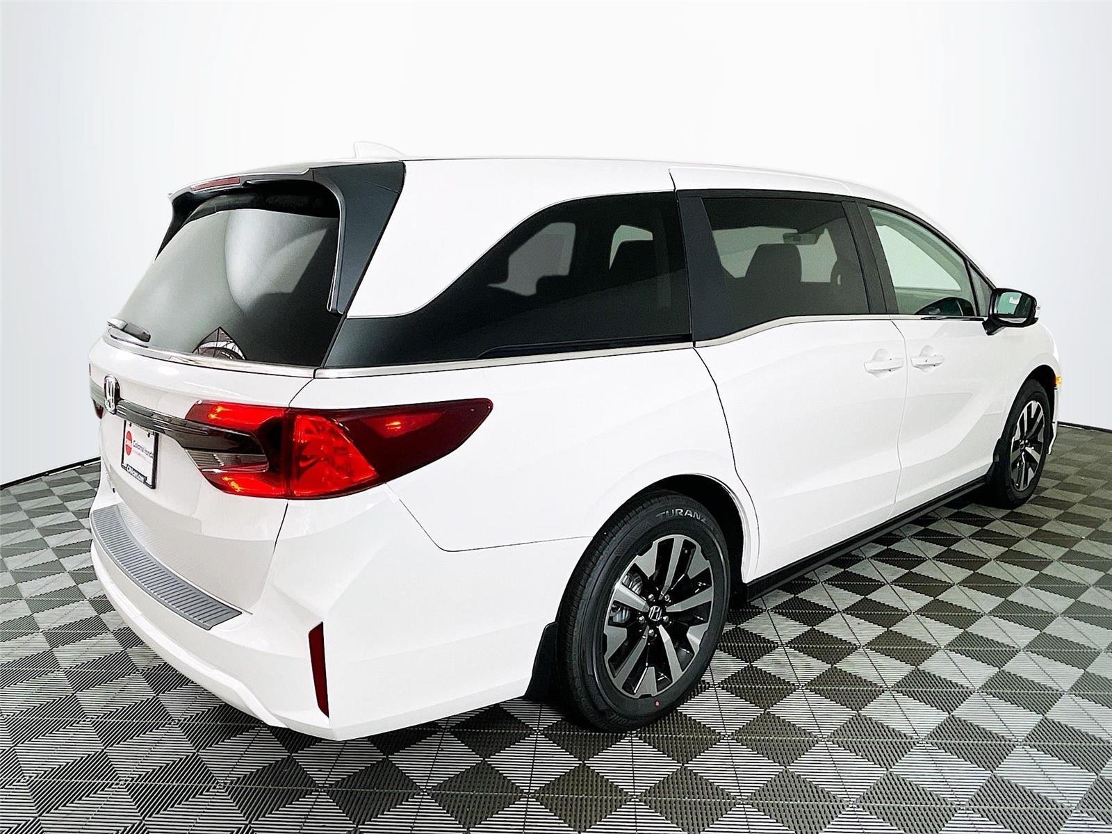 New 2026 Honda Odyssey EX-L image 8