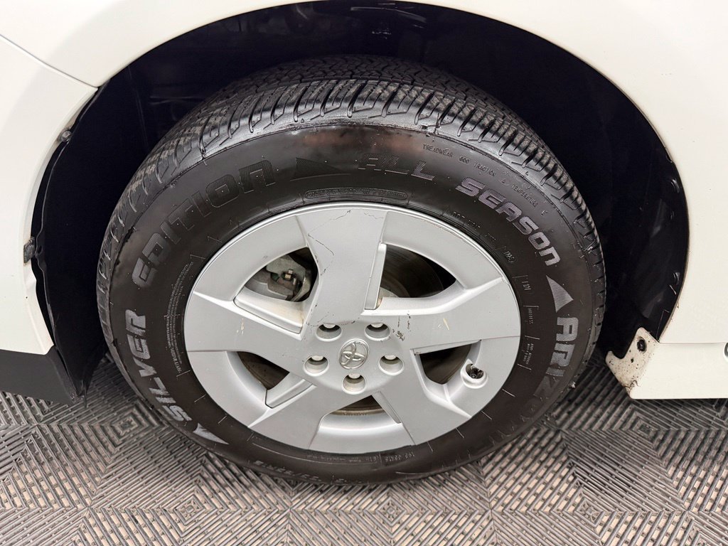 Used 2011 Toyota Prius Four w/ Navigation Pkg FWD image 21